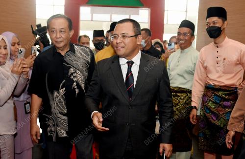 DATUK SERI AMIRUDIN SHARI