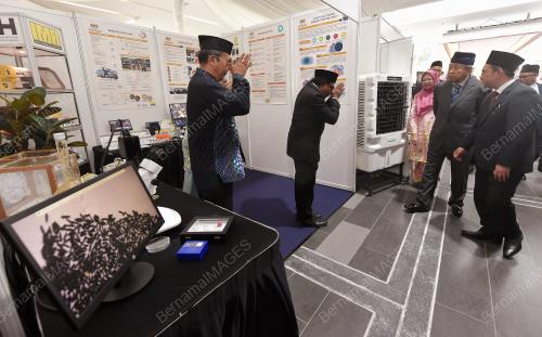 SULTAN SELANGOR SULTAN SHARAFUDDIN IDRIS SHAH