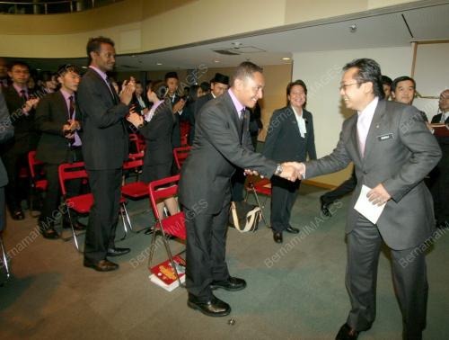 DATUK RAZALI IBRAHIM