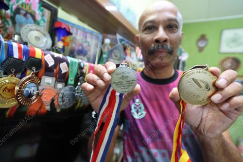 MOHD ROS SUHAIMI MOHD TAHARIM