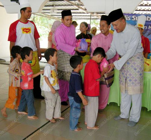 MUHAMMAD_MUHAMMAD_TAIB