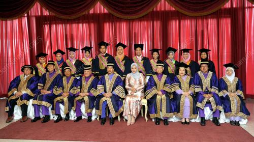 TUANKU MIZAN ZAINAL ABIDIN