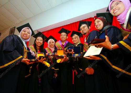 KONVOKESYEN UITM KE-69