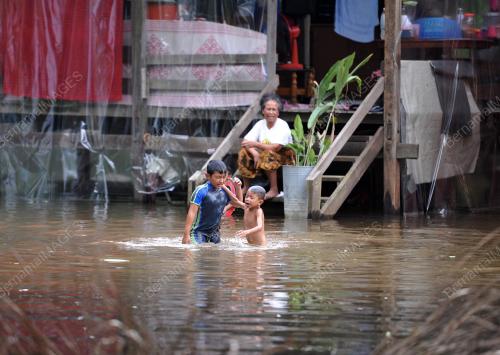 SG03_20112015_BANJIR