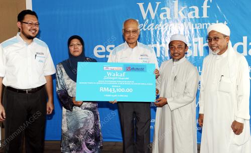 SG03_21052013_WAKAF_MUAMALAT