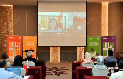 DATUK PROF DR AZLINSA AZMAN