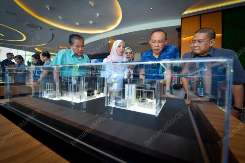 DATUK MAHMUD ABBAS