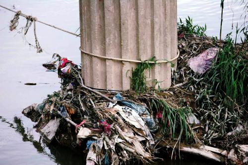 TIANG SOKONGAN JAMBATAN RETAK