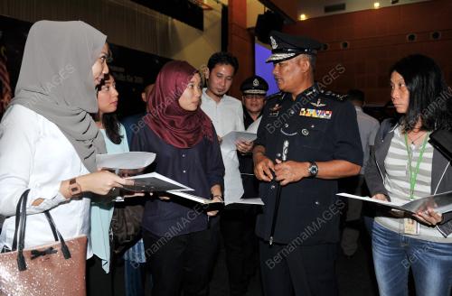 SG03_25032016_HARI_POLIS