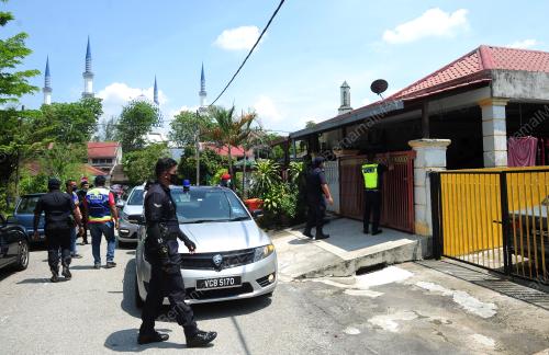 RONDAAN ANGGOTA POLIS DAN ATM PADA HARI RAYA AIDILFITRI