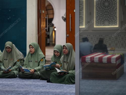 ALLAHYARHAMAH SARJAN FARIDAH