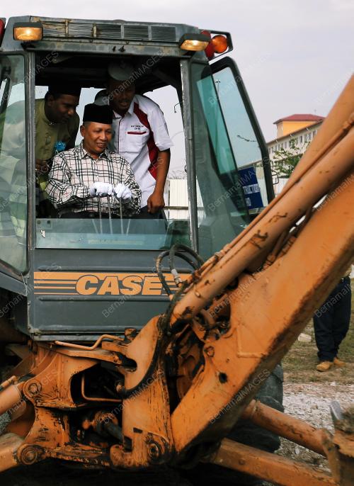 SG03_26022011_RASMI