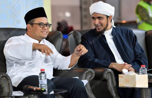 DATUK SERI AMIRUDIN SHARI