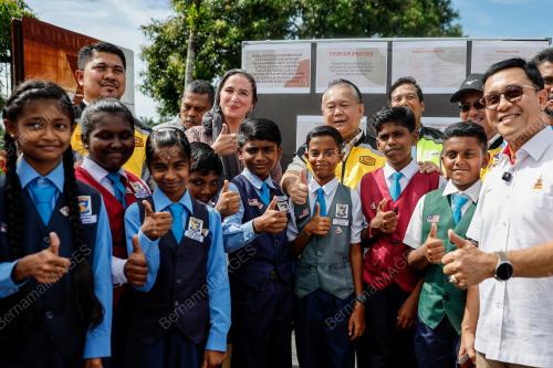 DATUK SERI ALEXANDER NANTA LINGGI
