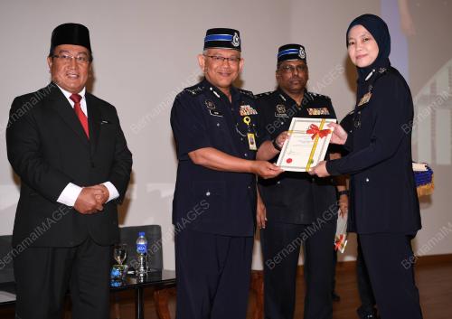 SG03_27032019_POLIS_MASJID_BN201903264498