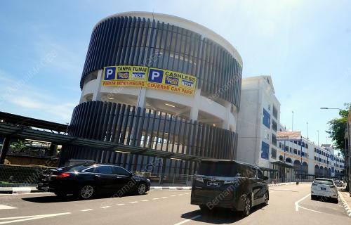 BANGUNAN PARK N RIDE KLANG
