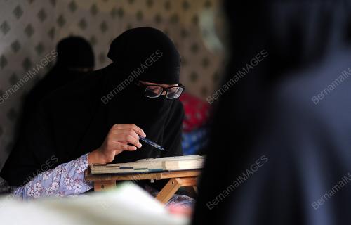 AKTIVITI UMAT ISLAM PADA BULAN RAMADAN