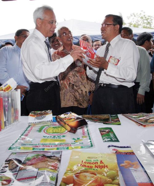 DATUK SHAHRIR ABDUL SAMAD