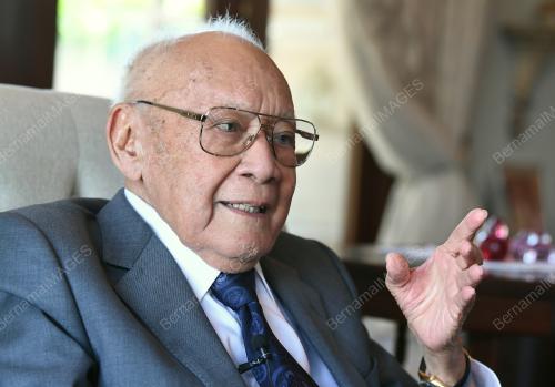 TUN DR ARSHAD AYUB