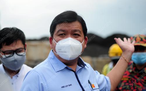 LAWATAN KE LOKASI KEBAKARAN SISA TAYAR KITAR SEMULA