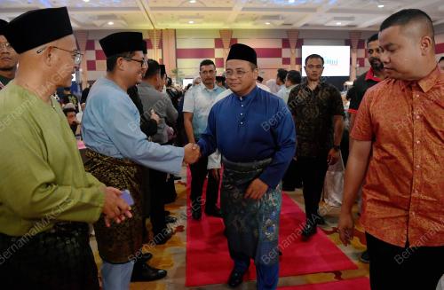 DATUK SERI AMIRUDIN SHARI