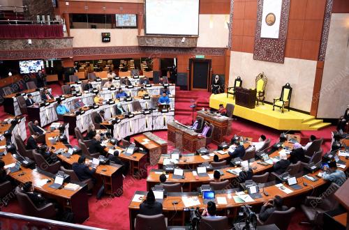 DATUK SERI AMIRUDIN SHARI