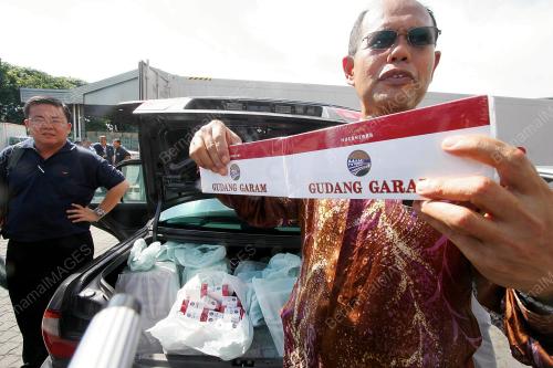 RAMPASAN ROKOK KRETEK