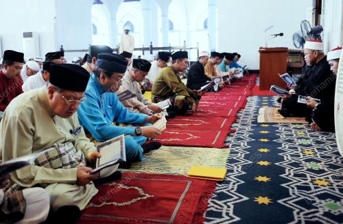 SG03_31082012_BACAAN_YASSIN