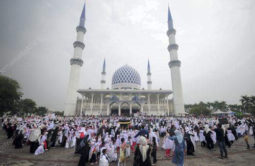 SG04_01082019_HAJI_BN201908