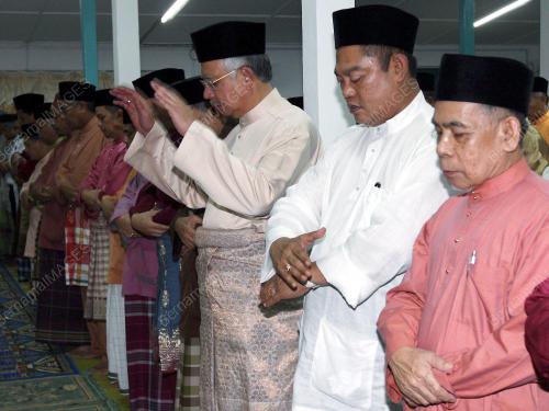 MOHD NAJIB TUN RAZAK