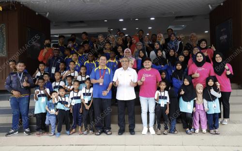 IDRIS ISHAK