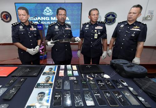 DATUK HUSSEIN OMAR KHAN