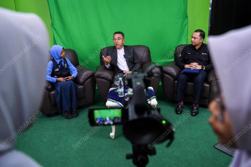 ADLY ZAHARI