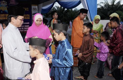 SG04_02082013_SUMBANGAN