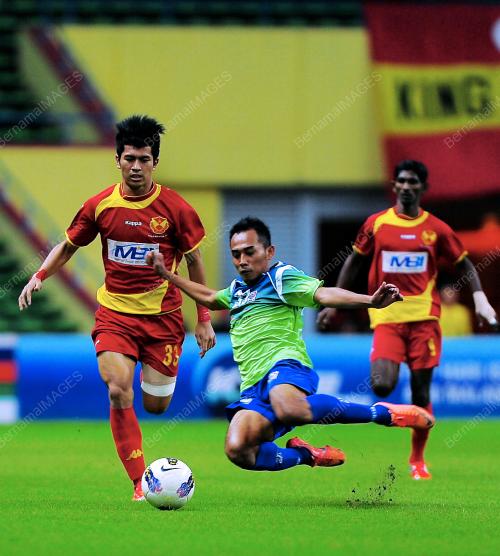 SG04_02102012_BOLASEPAK
