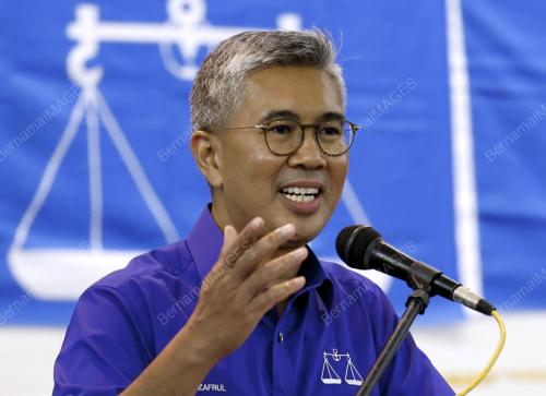 TENGKU DATUK SERI ZAFRUL TENGKU ABDUL AZIZ