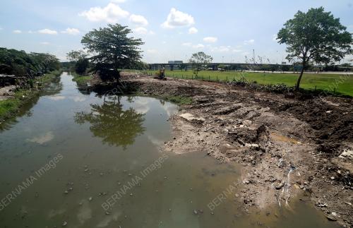 PINCU KUNCI AIR TAMAN SRI MUDA SHAH ALAM