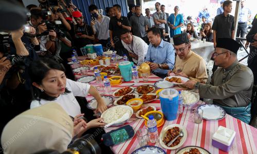 DATUK SERI ANWAR IBRAHIM