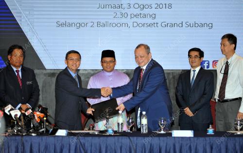 SG04_03082018_SPLASH_BN201807