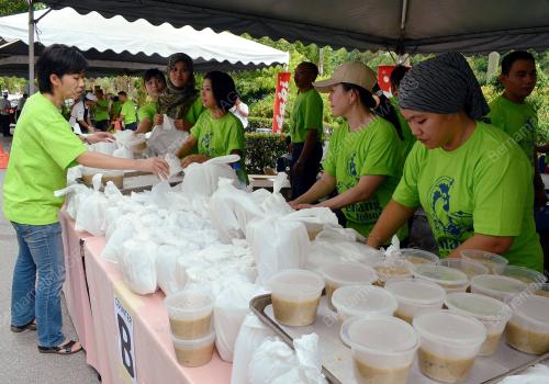 SG04_04072013_BUBUR_LAMBUK