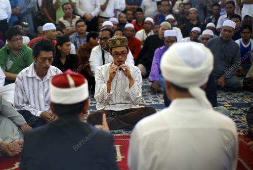 SG04_04072014_SYAHADAH