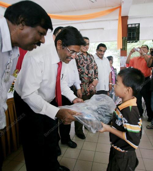 DATUK DR S. SUBRAMANIAM