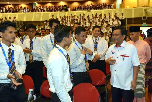 SG04_05092014_UITM