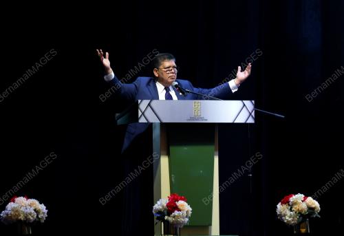 TAN SRI JOHARI ABDUL
