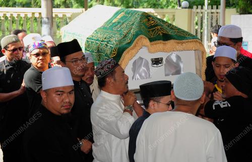 DATUK NASSIER WAHAB