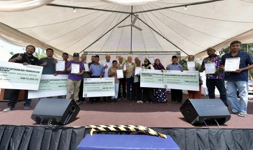 DATUK SERI FADILLAH YUSOF