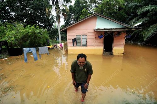SG04_06112018_BANJIR_BN201811052835