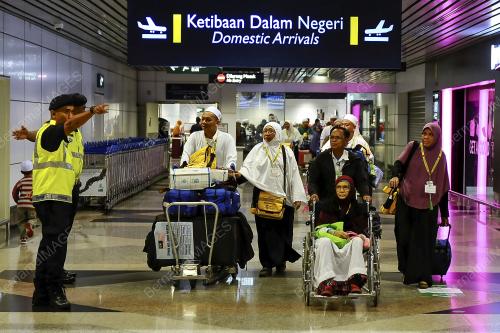 SG04_07092017_JEMAAH_KELUAR