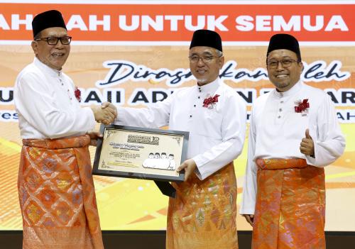 ADLY ZAHARI