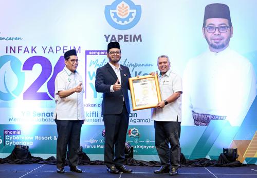 DR ZULKIFLI HASAN